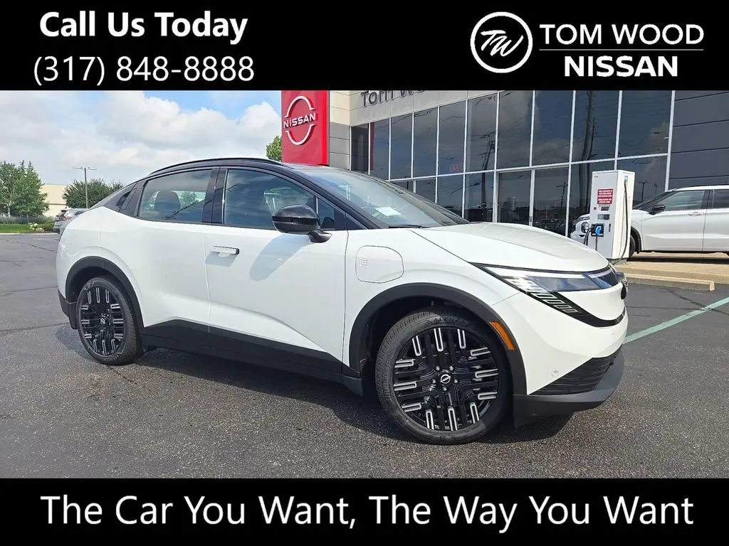 2026 Nissan LEAF Platinum+