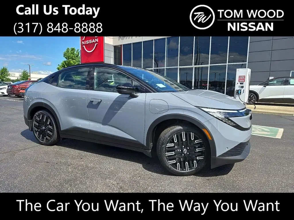 2026 Nissan LEAF Platinum+