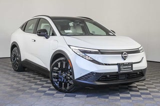2026 Nissan LEAF Platinum+
