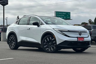 2026 Nissan LEAF Platinum+