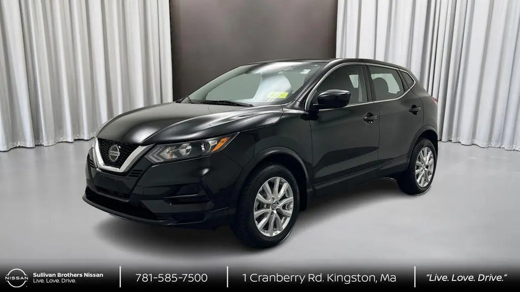 2022 Nissan Rogue Sport SV