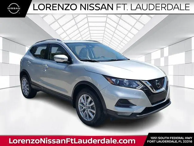 2022 Nissan Rogue Sport SV