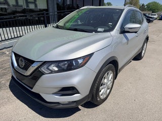 2022 Nissan Rogue Sport SV