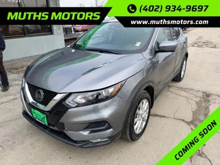 2022 Nissan Rogue Sport SV