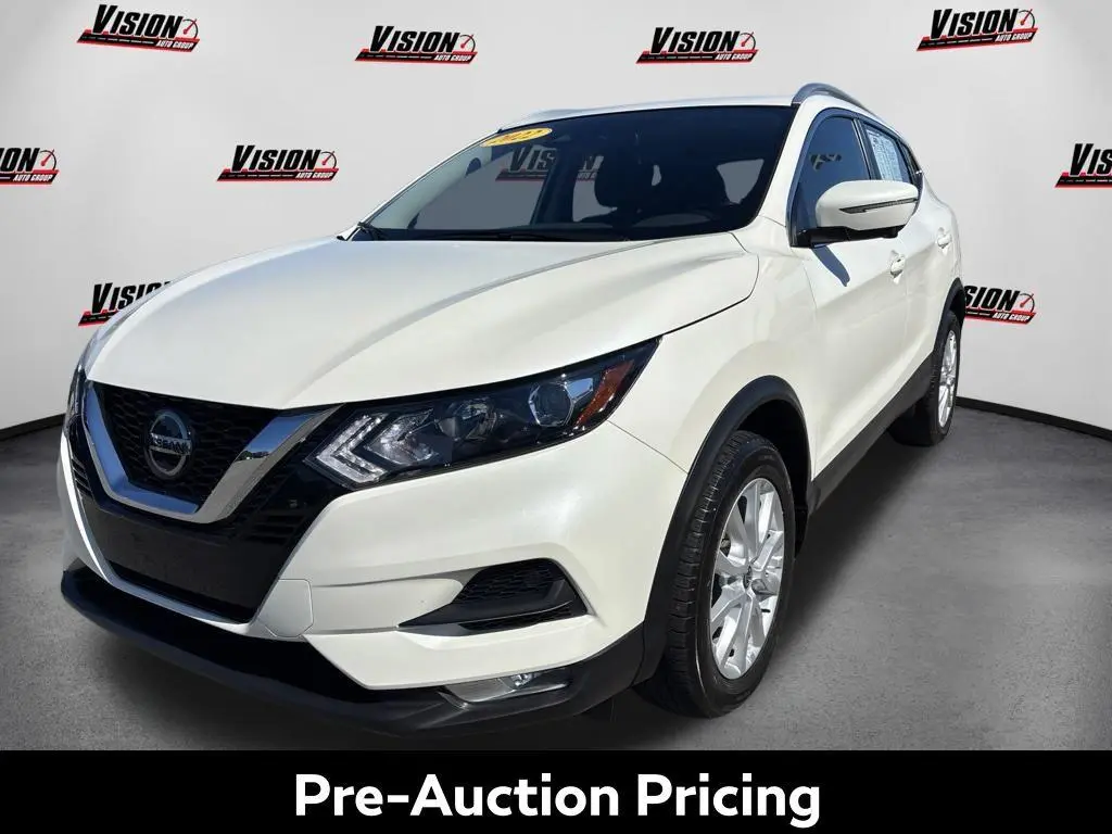 2022 Nissan Rogue Sport SV