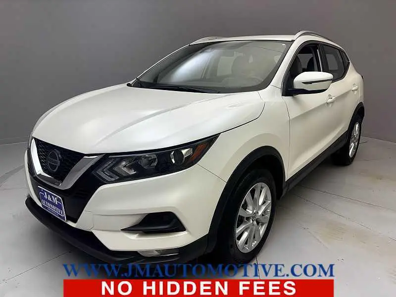 2022 Nissan Rogue Sport SV
