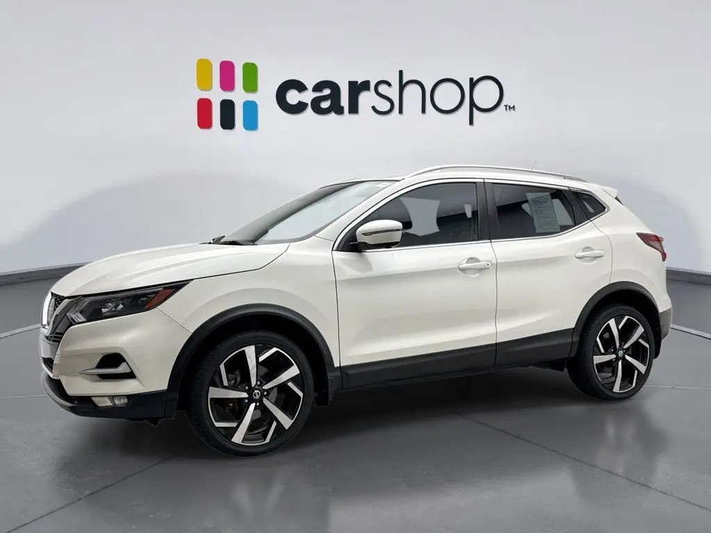 2022 Nissan Rogue Sport SL