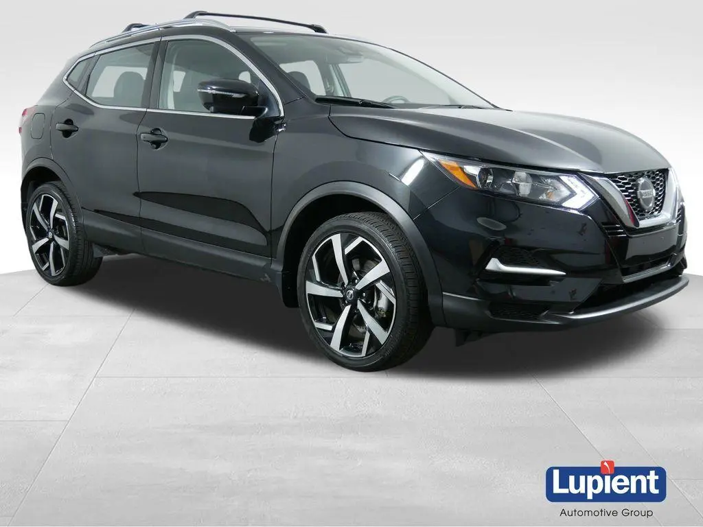 2022 Nissan Rogue Sport SL