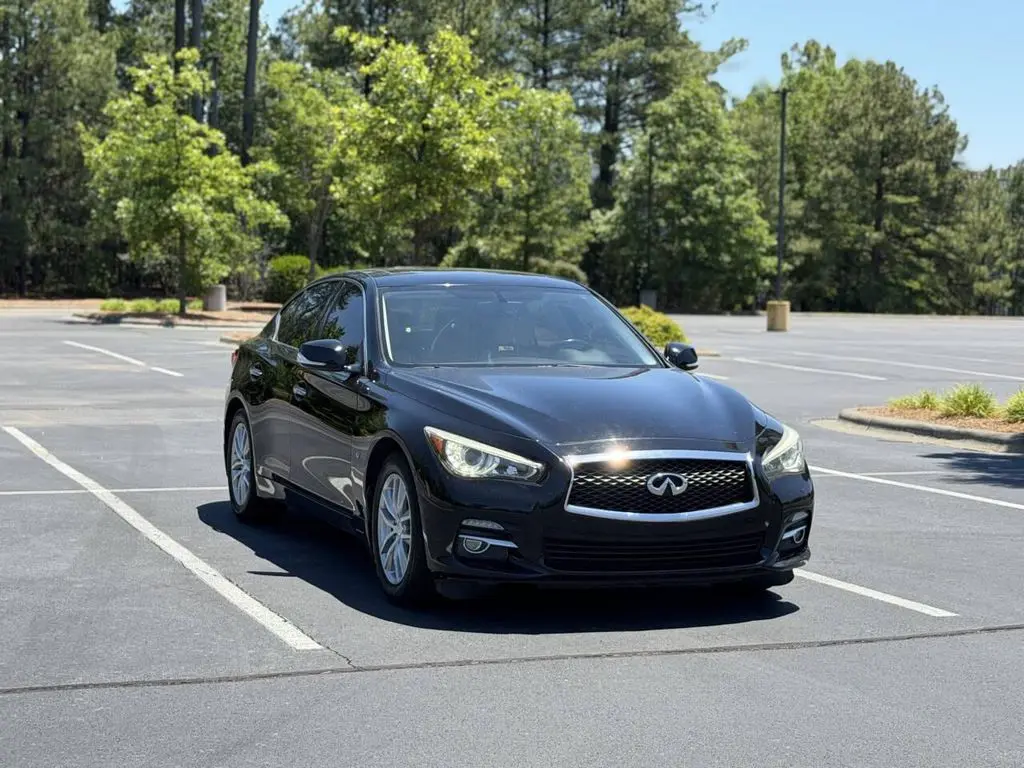 2015 Infiniti Q50 Premium