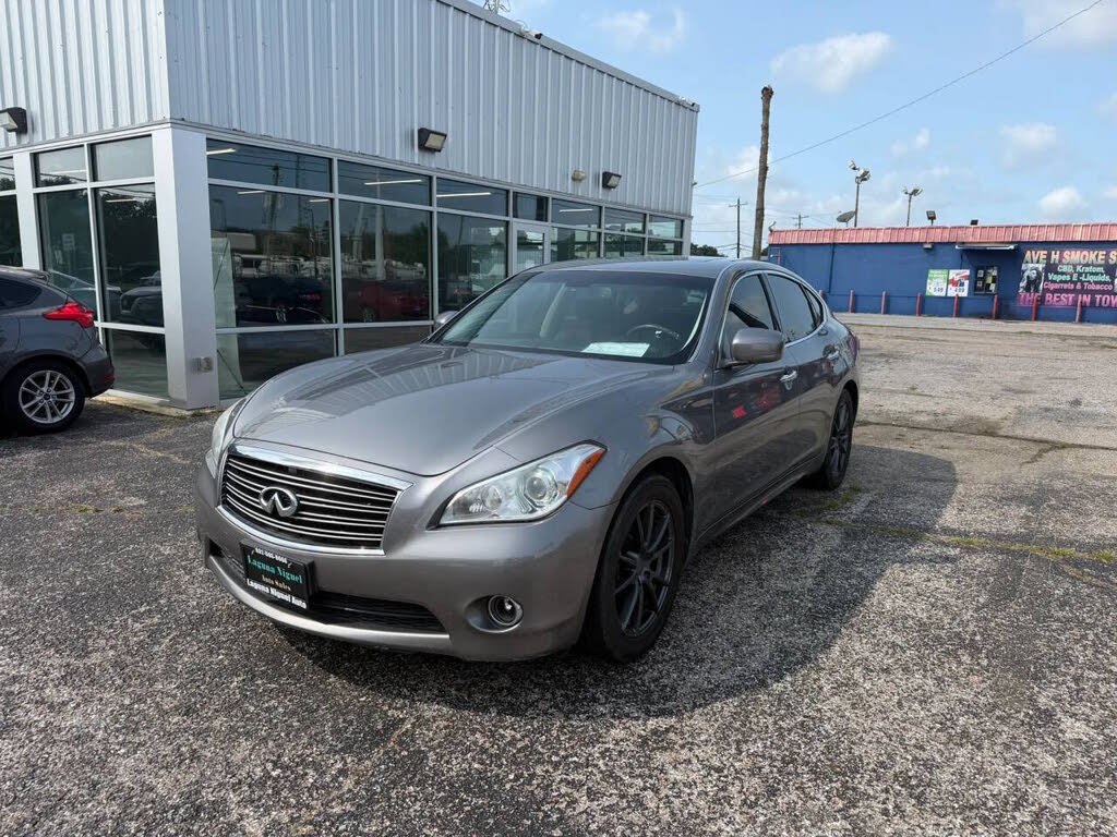 2012 Infiniti M37