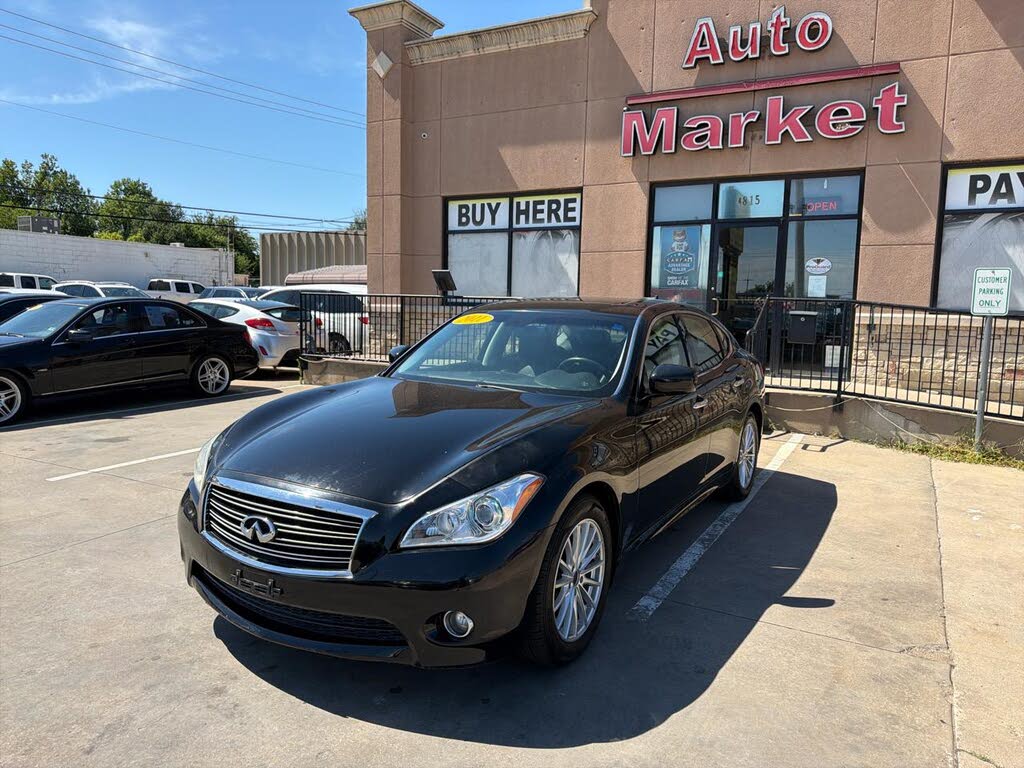 2011 Infiniti M37