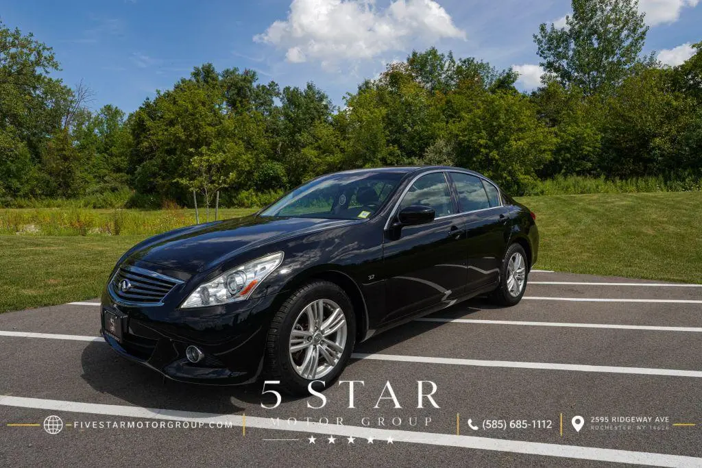 2015 Infiniti Q40 Base