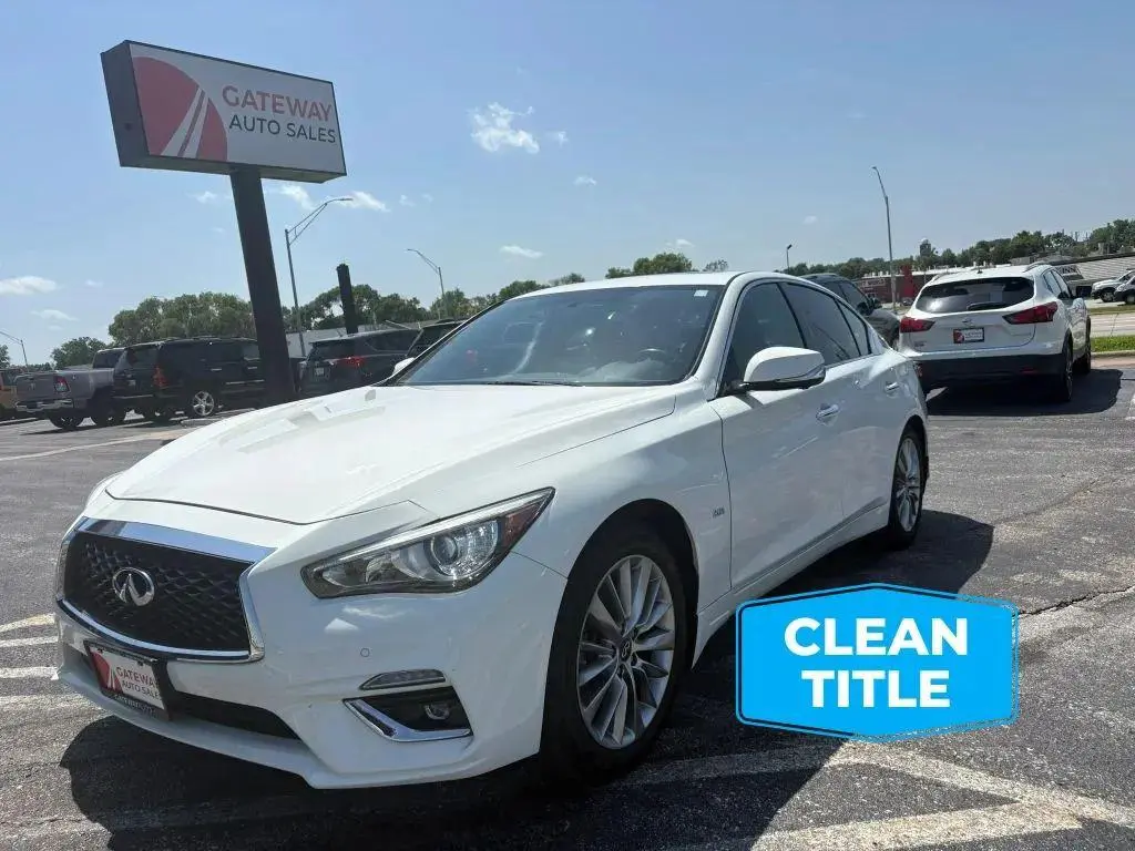 2018 Infiniti Q50 Luxe