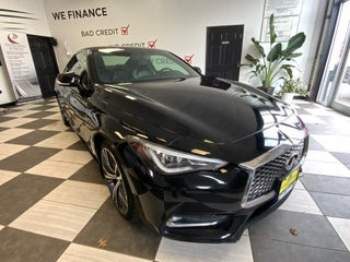 2017 Infiniti Q60 Premium