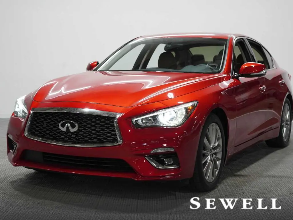 2023 Infiniti Q50 Luxe