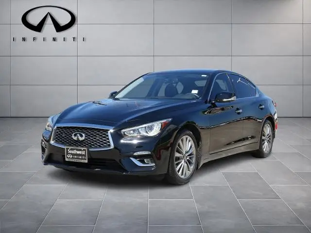 2023 Infiniti Q50 Luxe