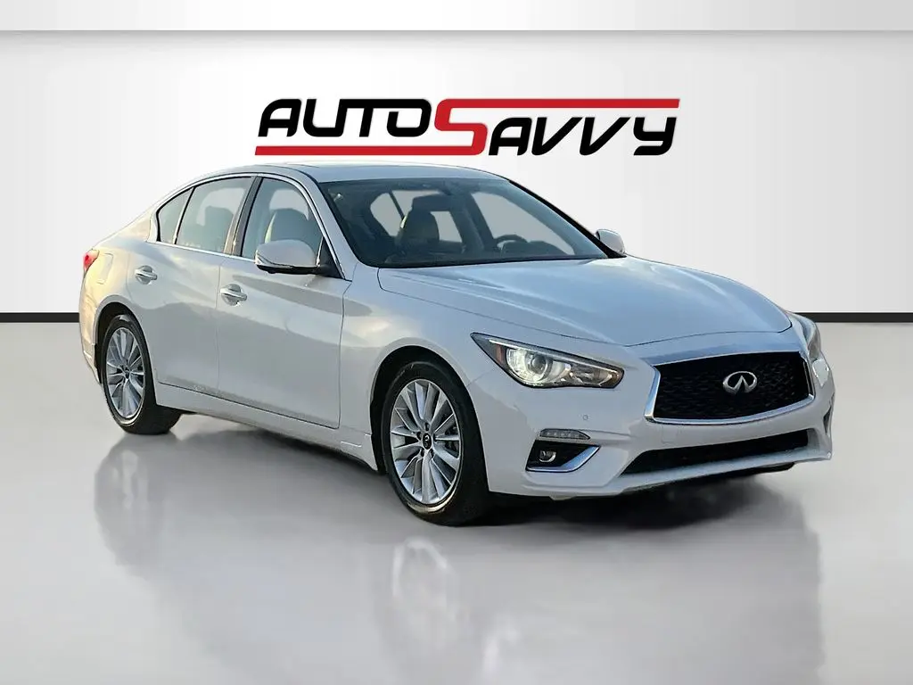 2023 Infiniti Q50 Luxe