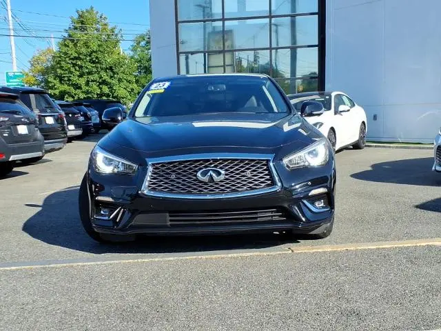 2023 Infiniti Q50 Luxe