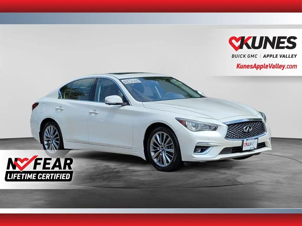 2023 Infiniti Q50 Luxe