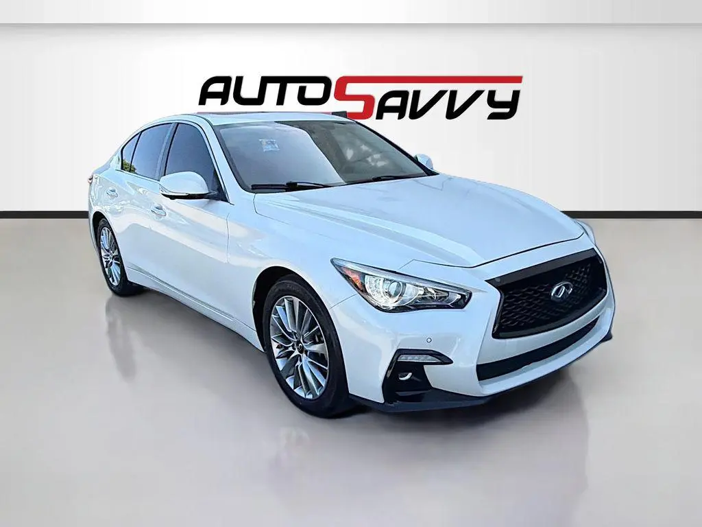 2023 Infiniti Q50 Luxe