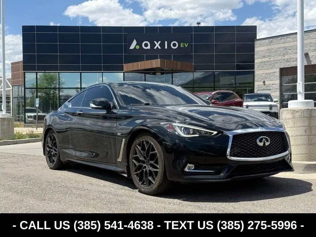 2018 Infiniti Q60 Luxe