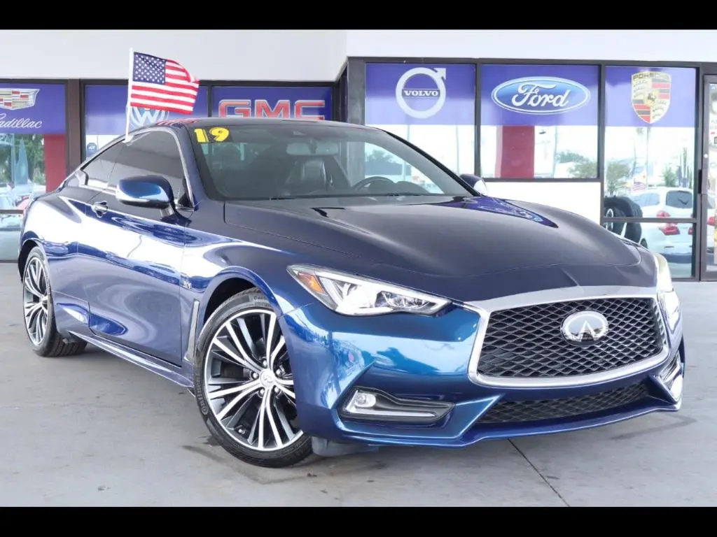 2019 Infiniti Q60 Luxe