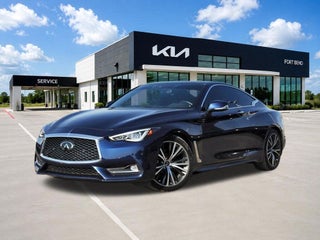 2022 Infiniti Q60 Luxe