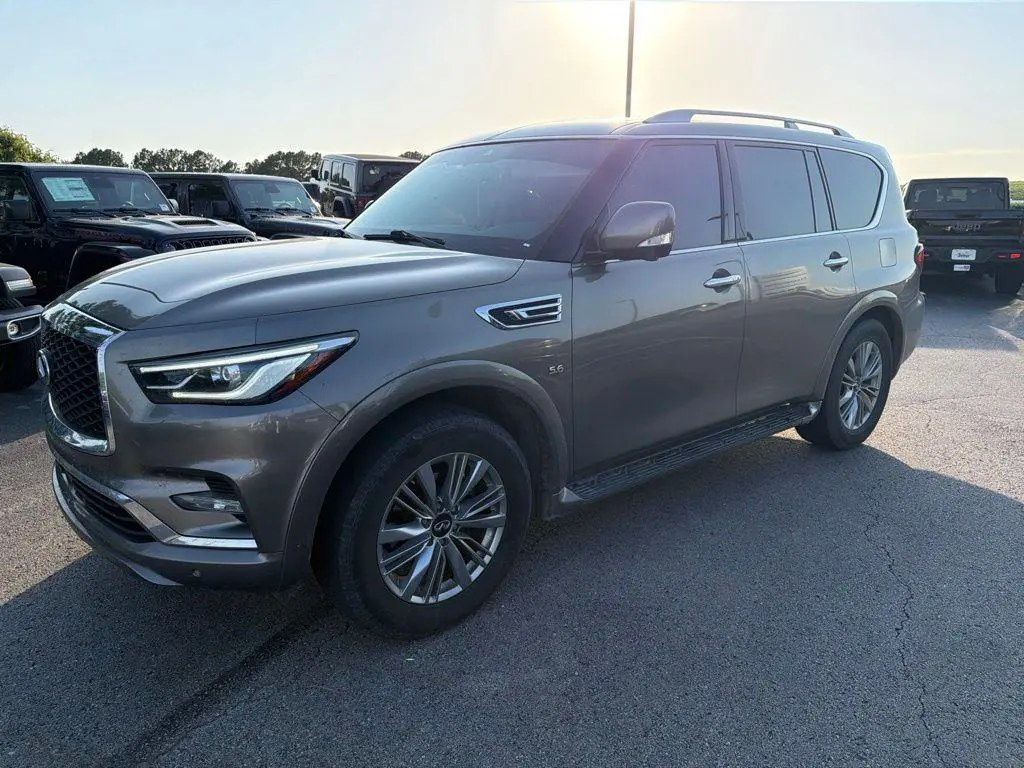 2019 Infiniti QX80 Luxe