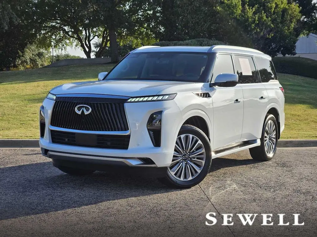 2026 Infiniti QX80 Luxe