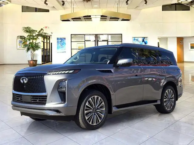 2027 INFINITI QX80 Luxe