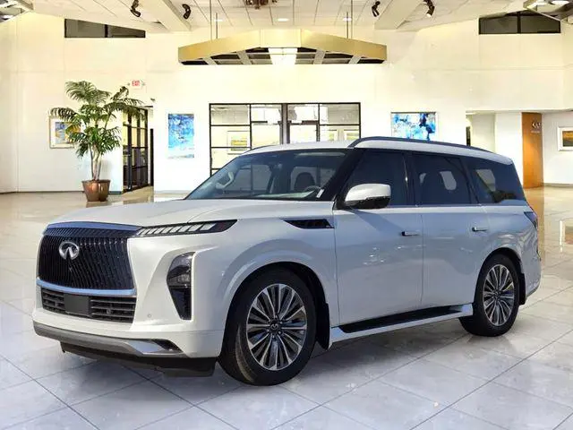 2027 INFINITI QX80 Luxe