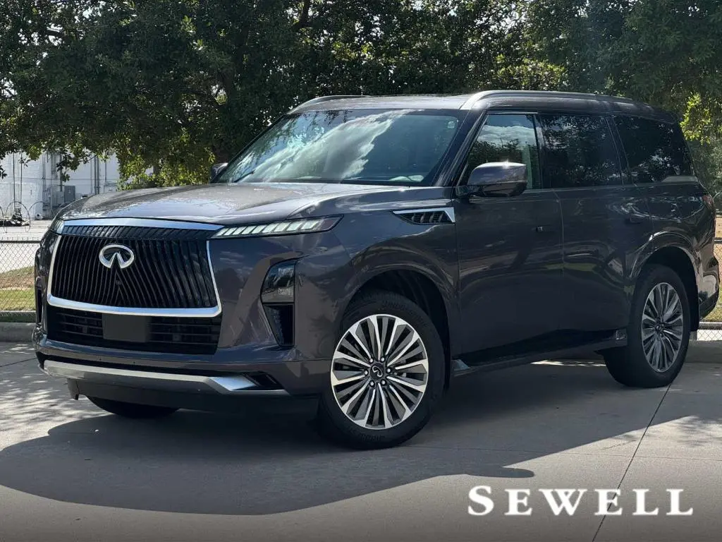 2025 Infiniti QX80 Luxe