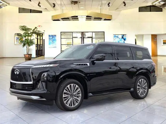 2026 Infiniti QX80 Luxe