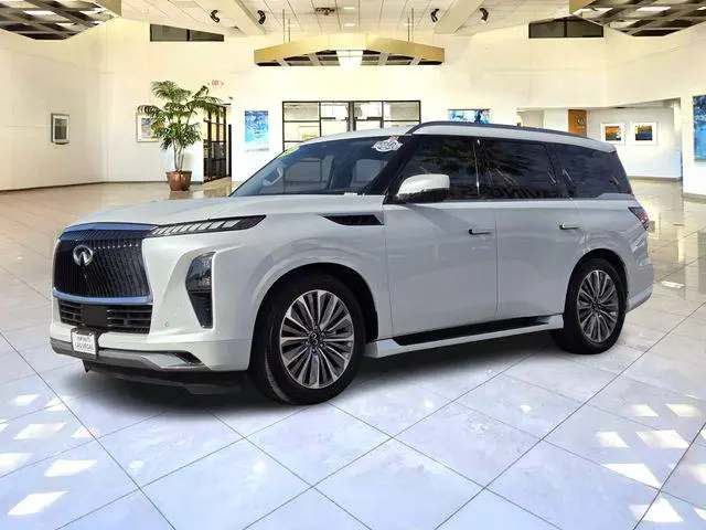 2025 Infiniti QX80 Luxe