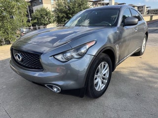 2017 Infiniti QX70 Base
