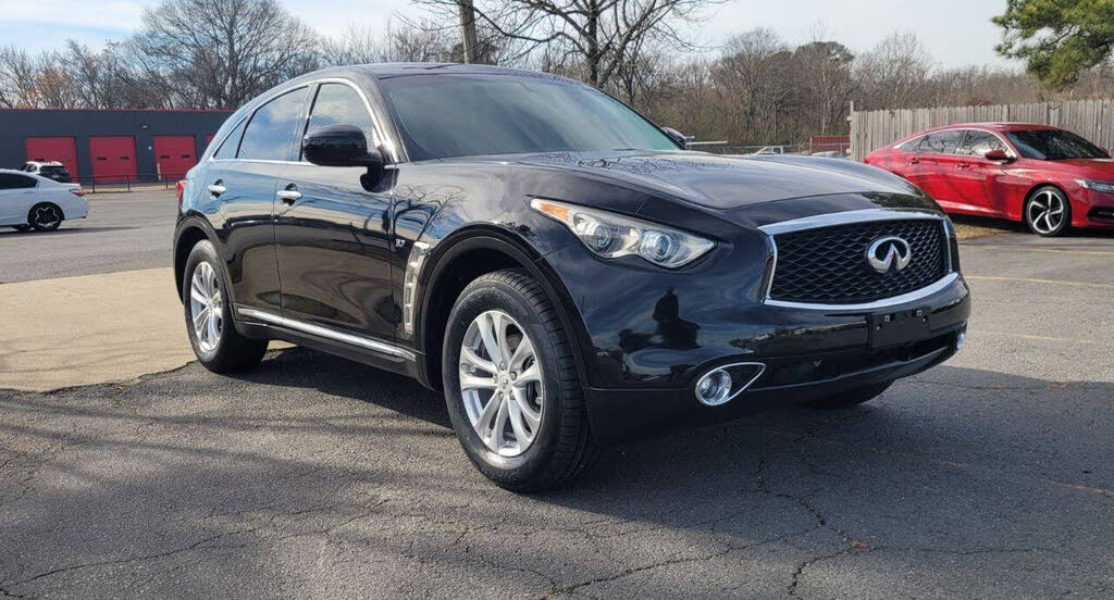 2017 Infiniti QX70 Base