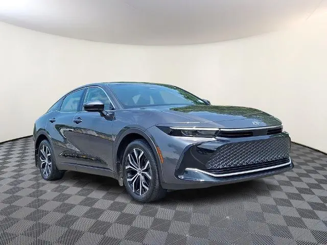 2024 Toyota Crown XLE