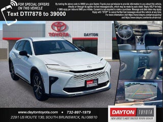 2025 Toyota Crown Signia XLE