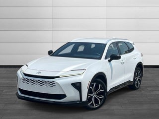 2025 Toyota Crown Signia XLE