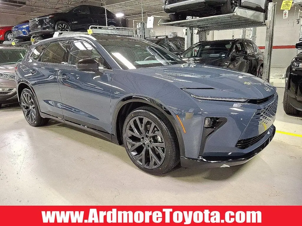 2026 Toyota Crown Signia Limited