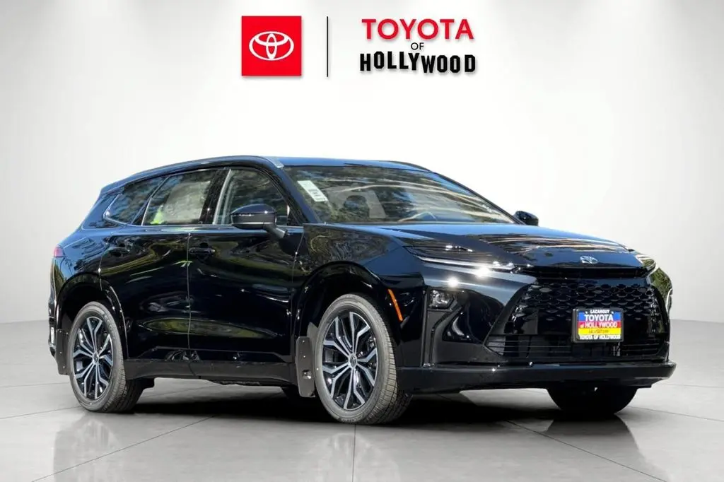 2026 Toyota Crown Signia XLE