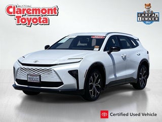 2025 Toyota Crown Signia XLE