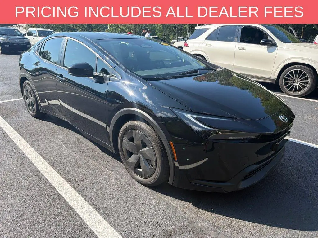 2024 Toyota Prius LE