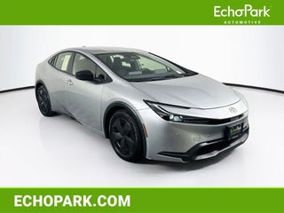 2025 Toyota Prius LE