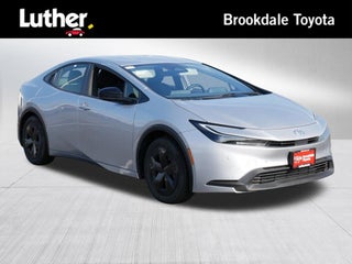 2025 Toyota Prius LE