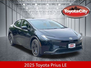 2025 Toyota Prius LE