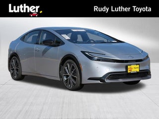 2025 Toyota Prius XLE