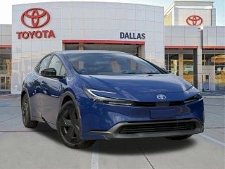 2025 Toyota Prius LE
