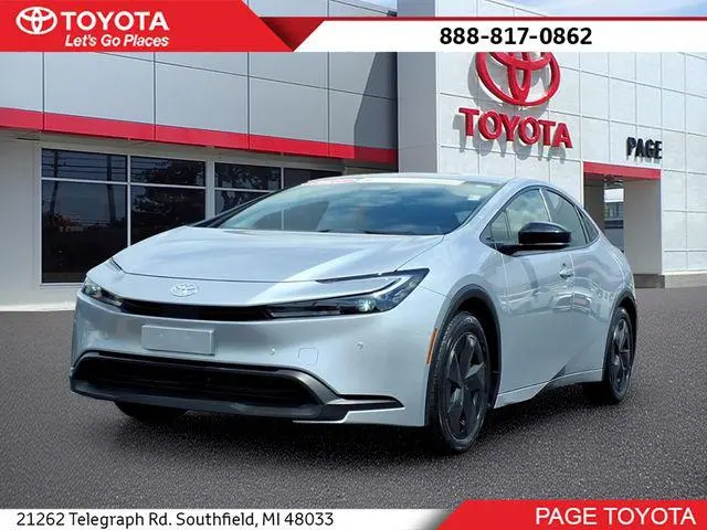 2025 Toyota Prius LE