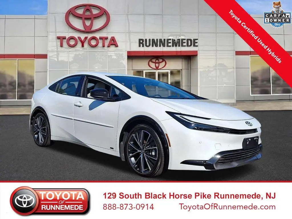 2024 Toyota Prius XLE